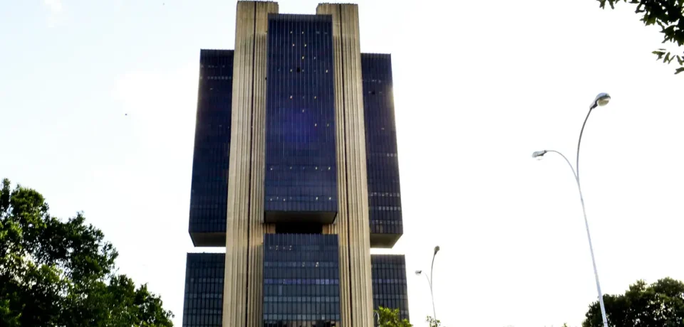 banco_central_mcajr_abr_0104222281_0